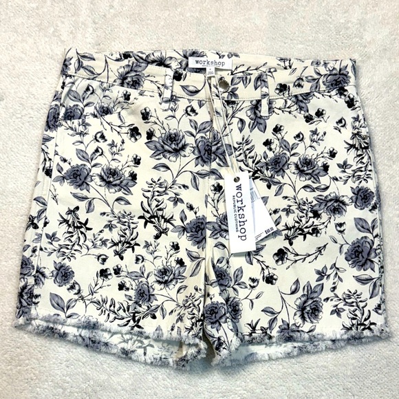 Workshop Republic Clothing Floral Denim Shorts size small NWT - Picture 1 of 10